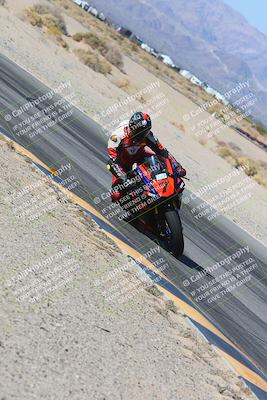 media/Jan-18-2024-Racers Edge (Thu) [[008952c709]]/A Group/Session 2 (Turn 15 Inside)/